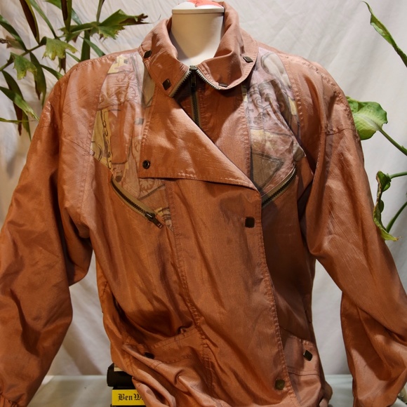 Vintage Windbreaker - Picture 1 of 1